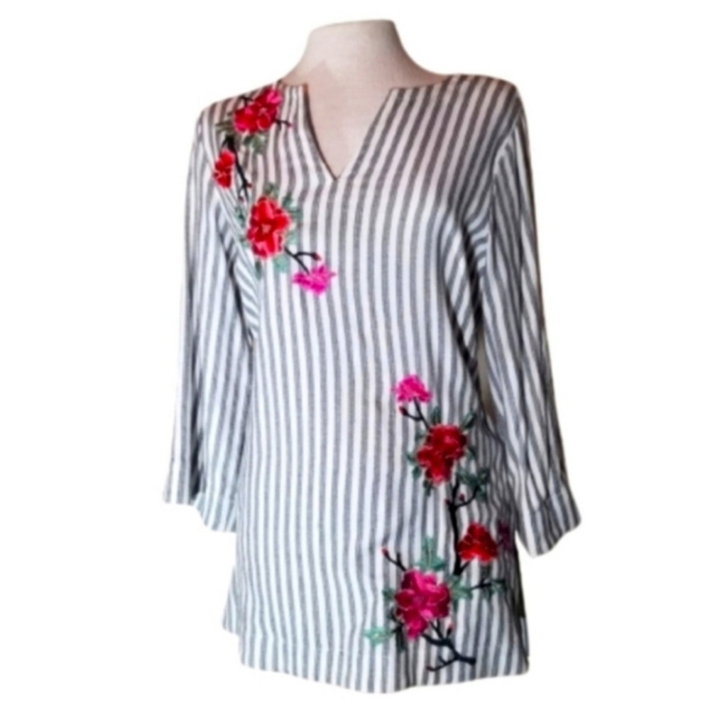 Soft Surroundings Stripes and Flower Detail Tunic Size 4